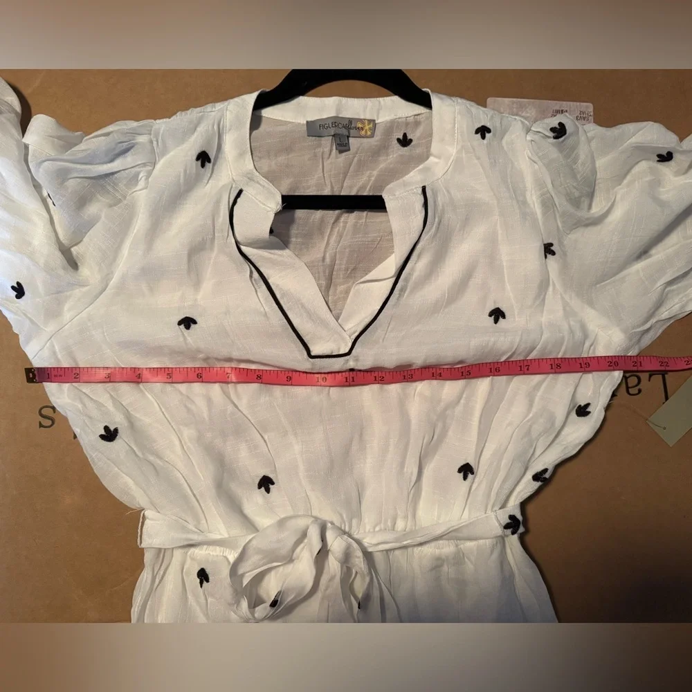Women's Figueroa & Flower V-Neck Embroidered Peasant Dress - Picture 12 of 15